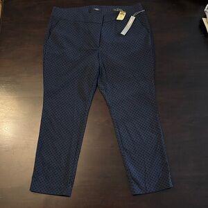 LOFT Navy Polka Dot Julie Skinny Crop Pants Size 14 petite NWT